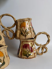 Framed Garden Floral Mug with Handle