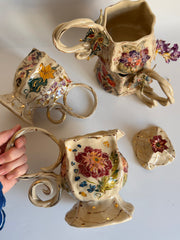 Dahlia Fever Teapot