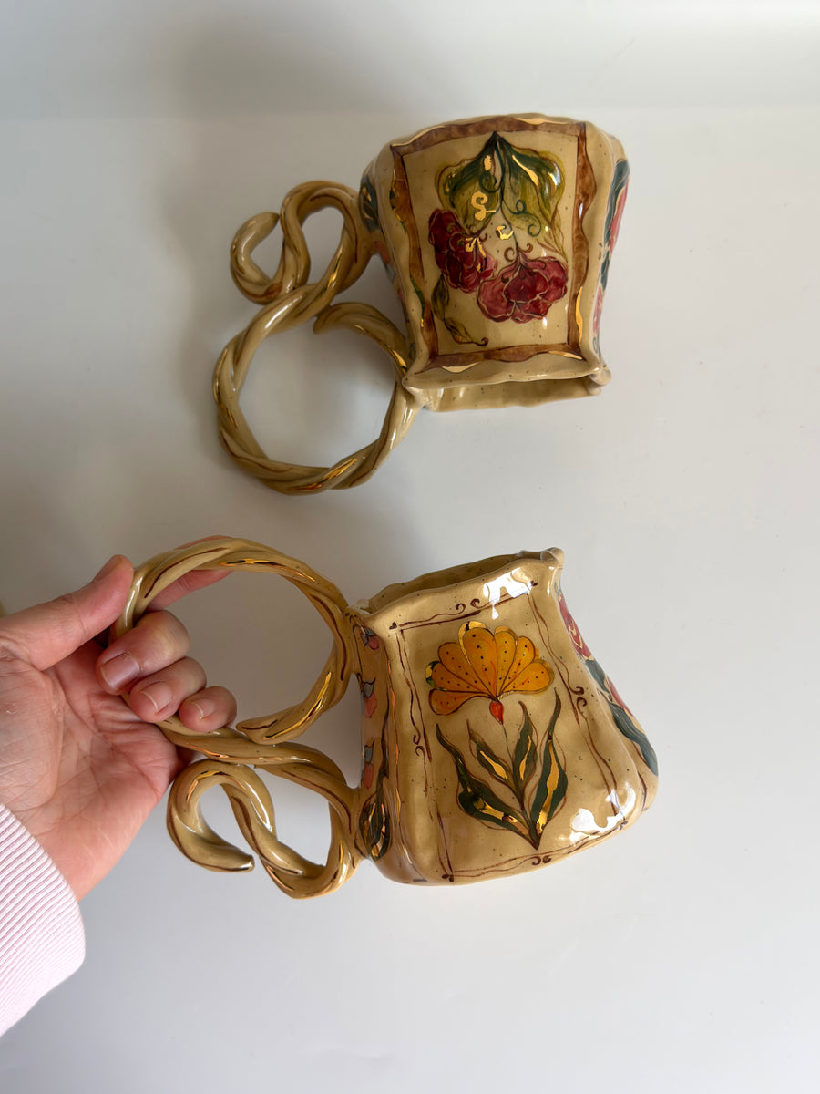 Framed Garden Floral Mug with Handle