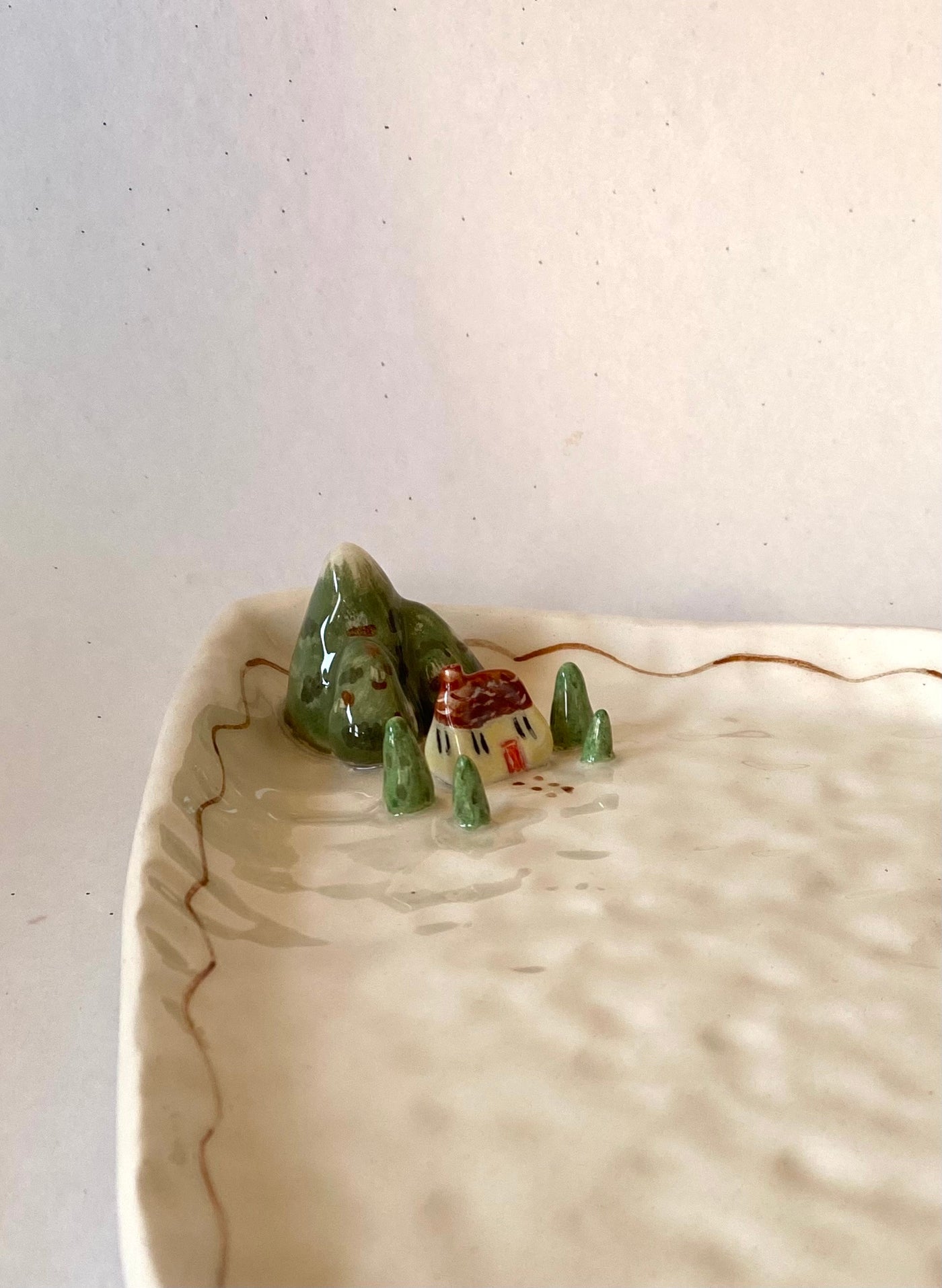 Tiny House Plate