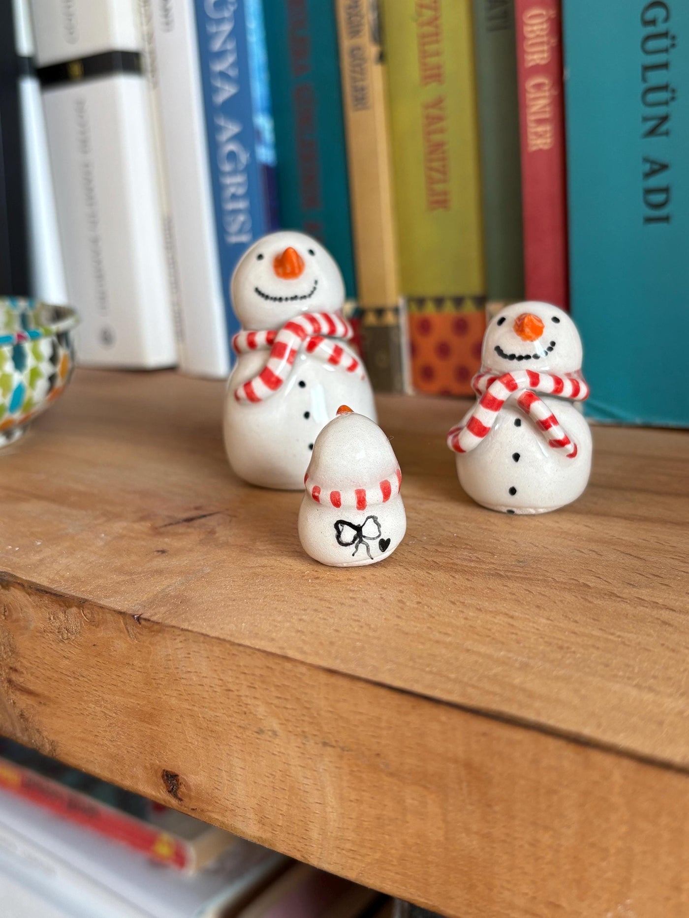 Tiny Ceramic Snowmen Decoration Object