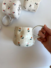 Personalized Cute Floral Minimalist Mug / Write