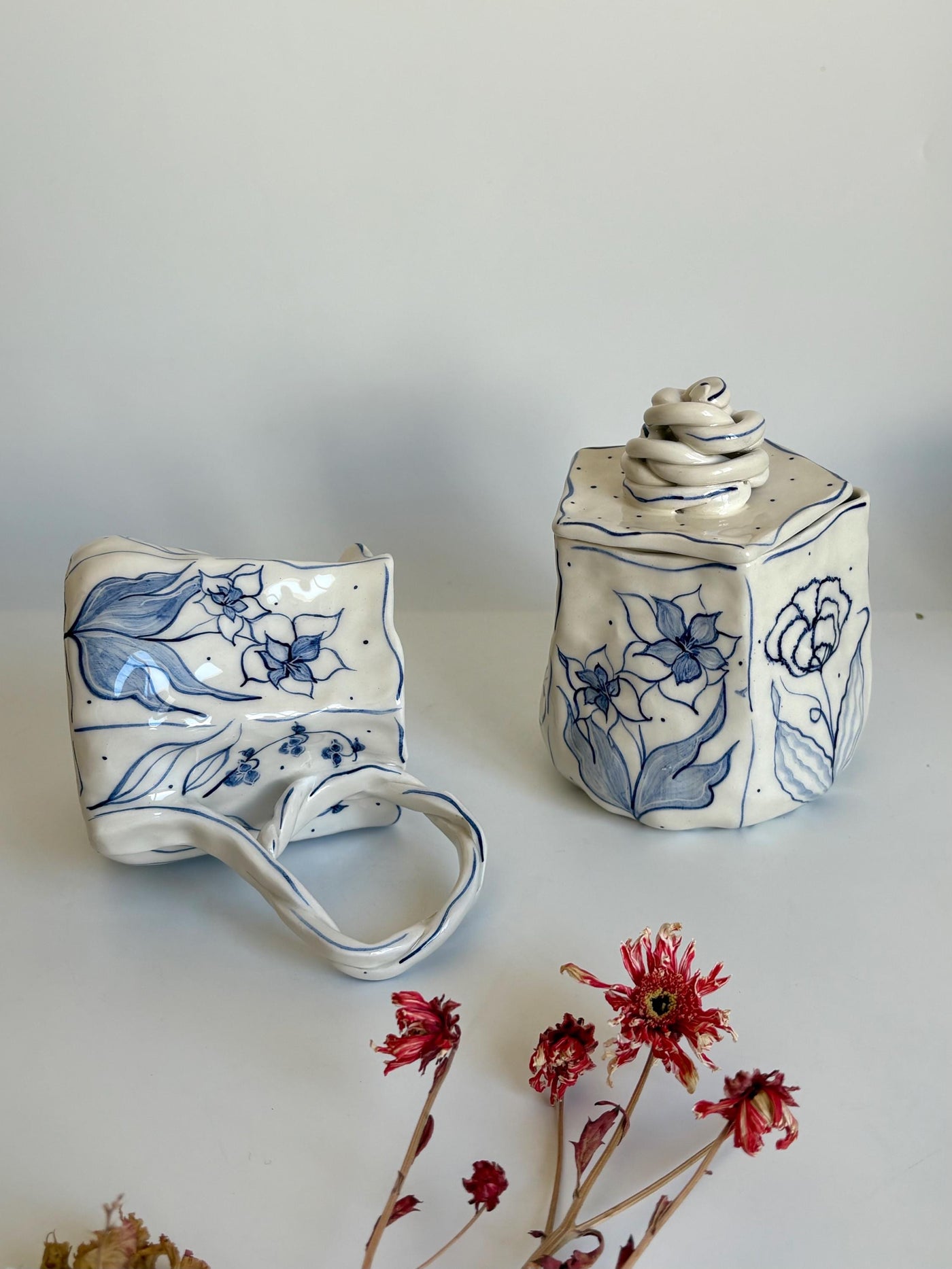 Blue Floral Creamer & Sugar Bowl Set
