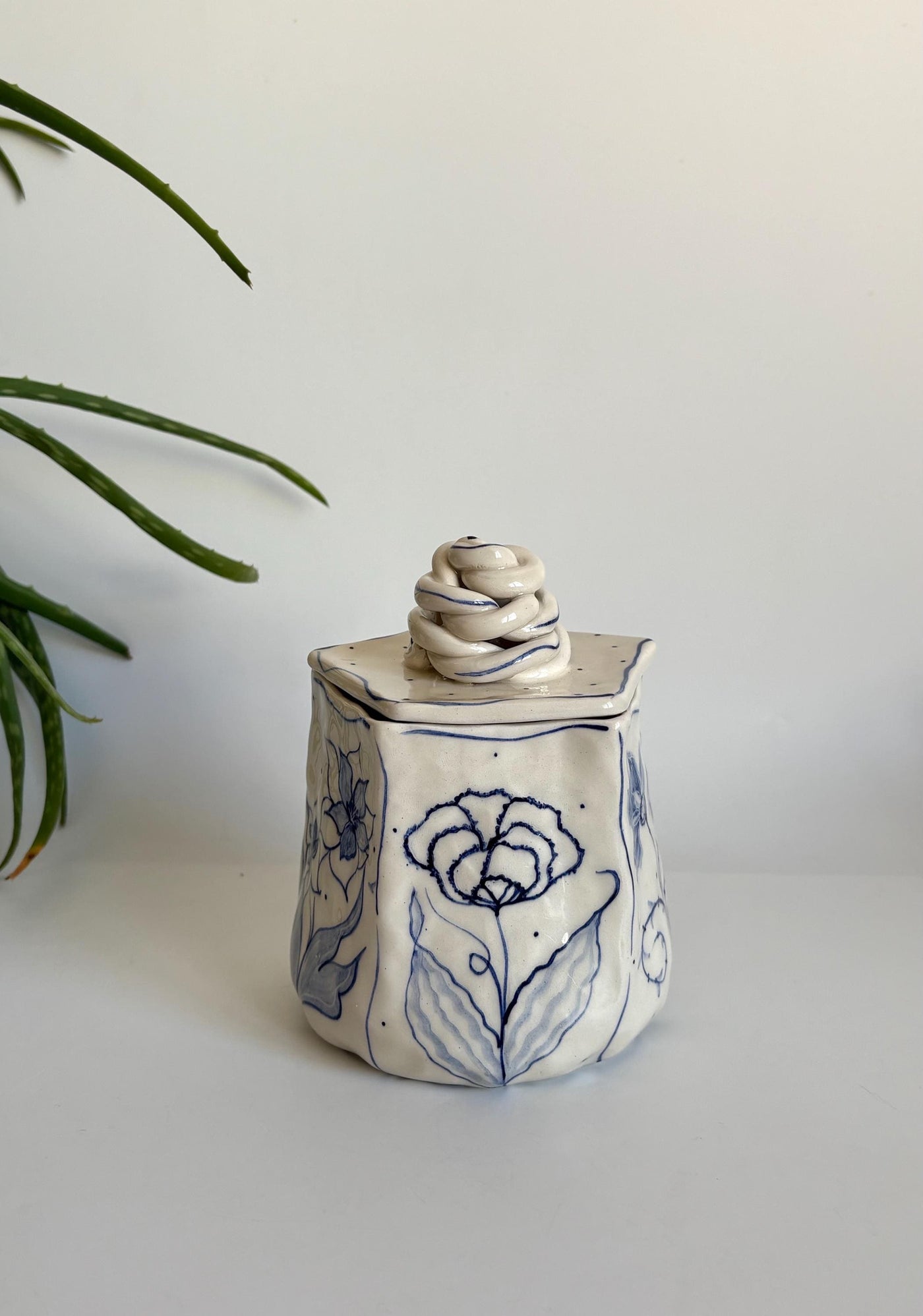 Blue Floral Creamer & Sugar Bowl Set