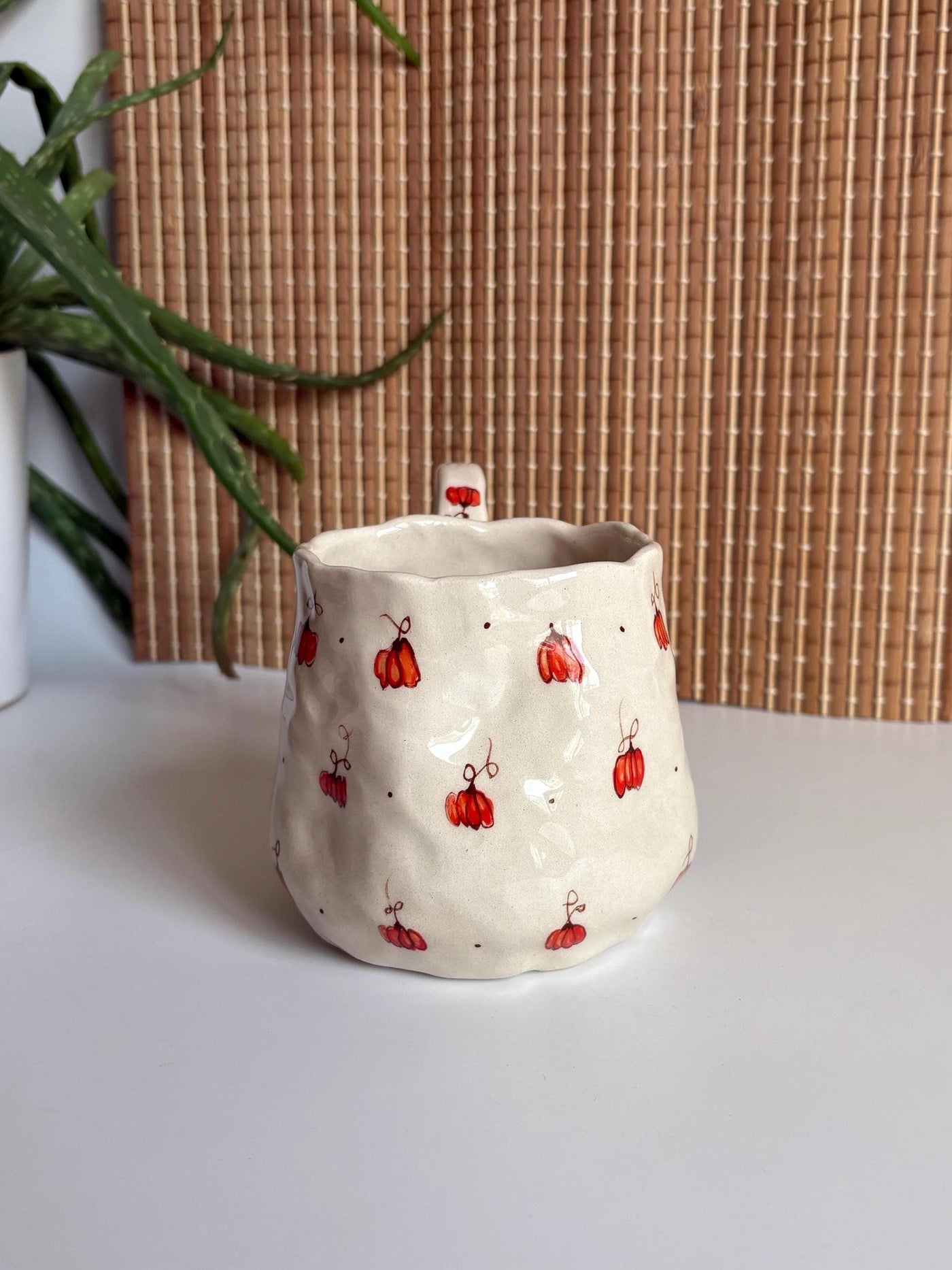 Cute Minimalist Pumpkin Halloween Mug
