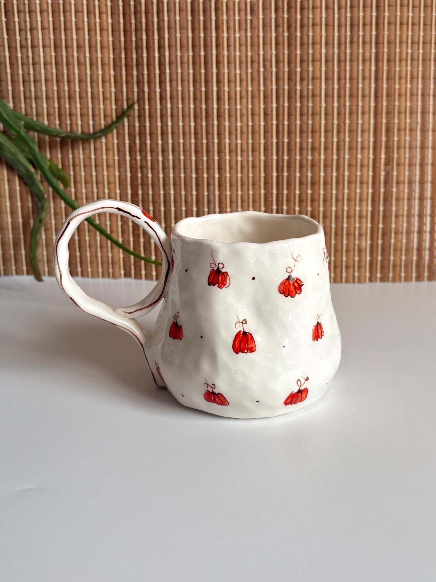 Cute Minimalist Pumpkin Halloween Mug