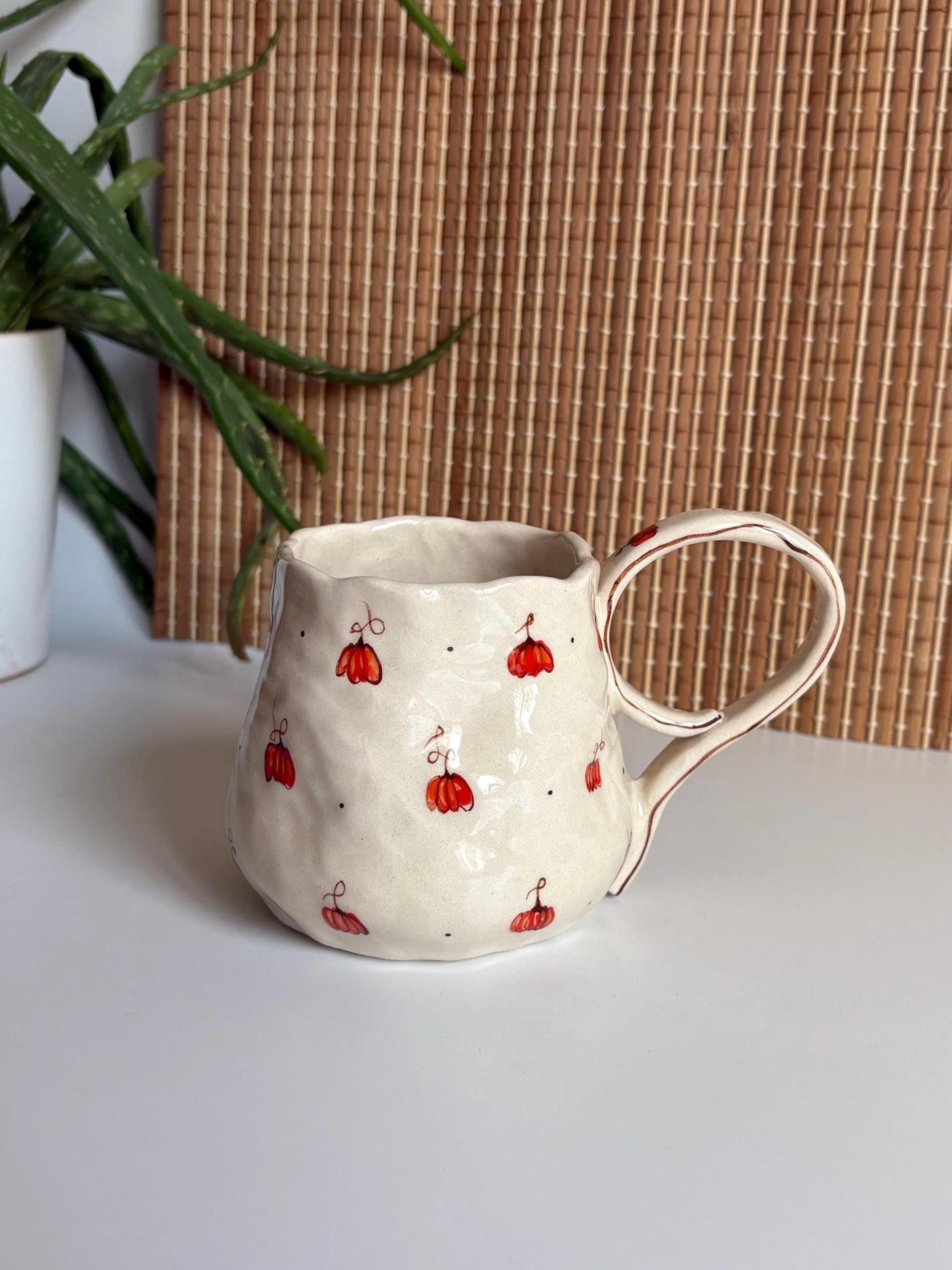 Cute Minimalist Pumpkin Halloween Mug
