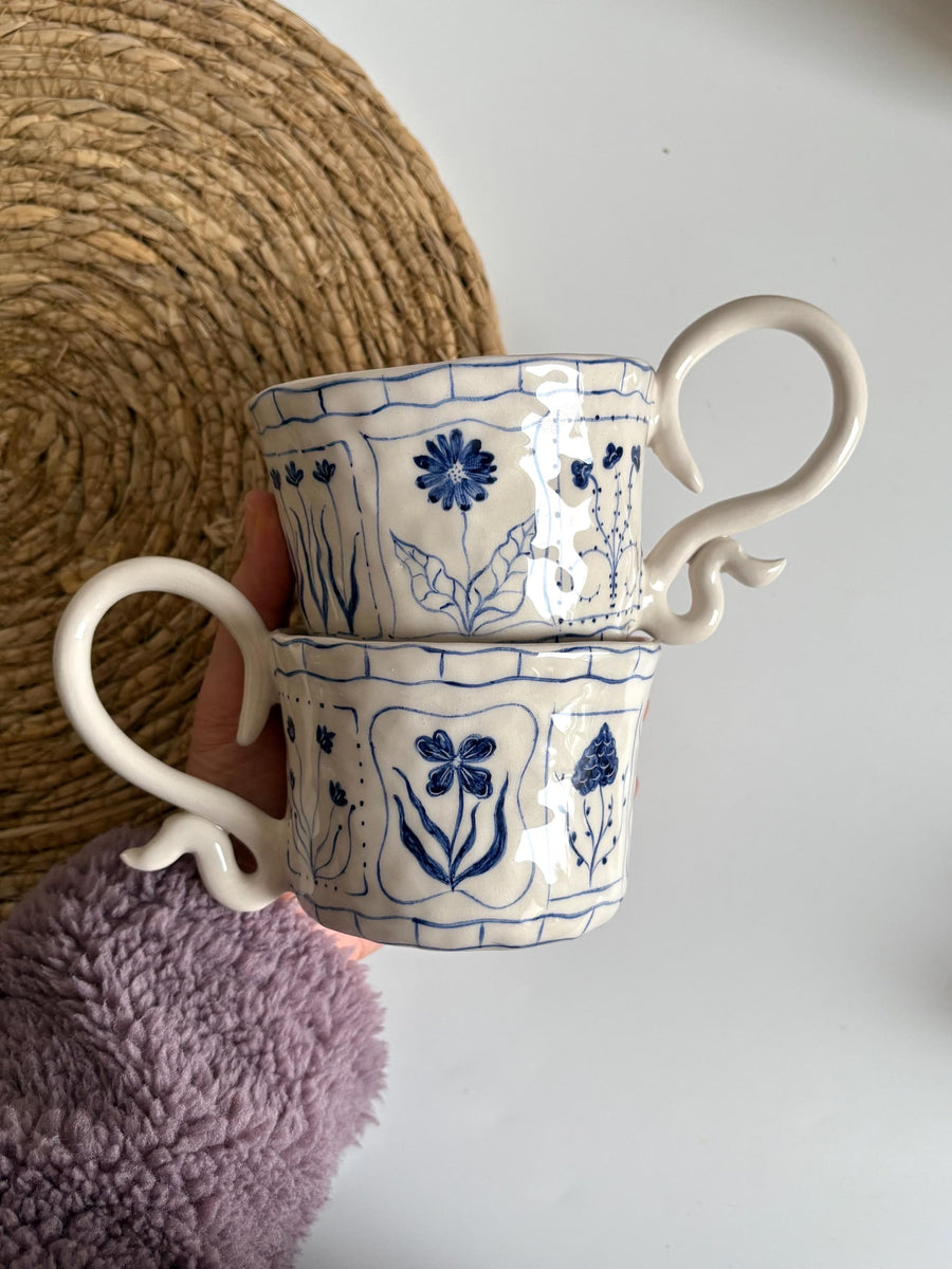 Blue Flowers, Inspired by Tarot Cards Mug