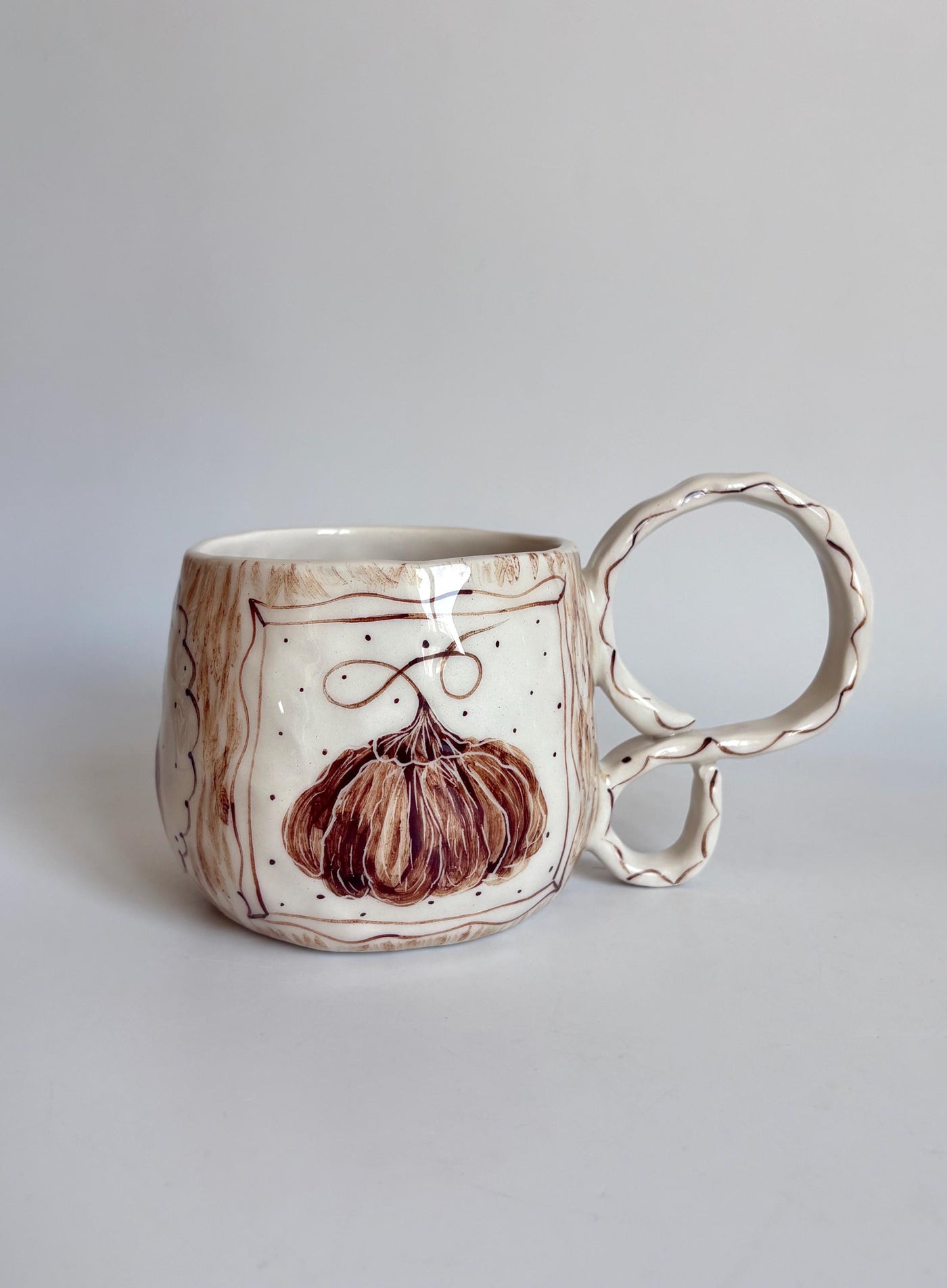 Brown Pumpkin in Framed Mug