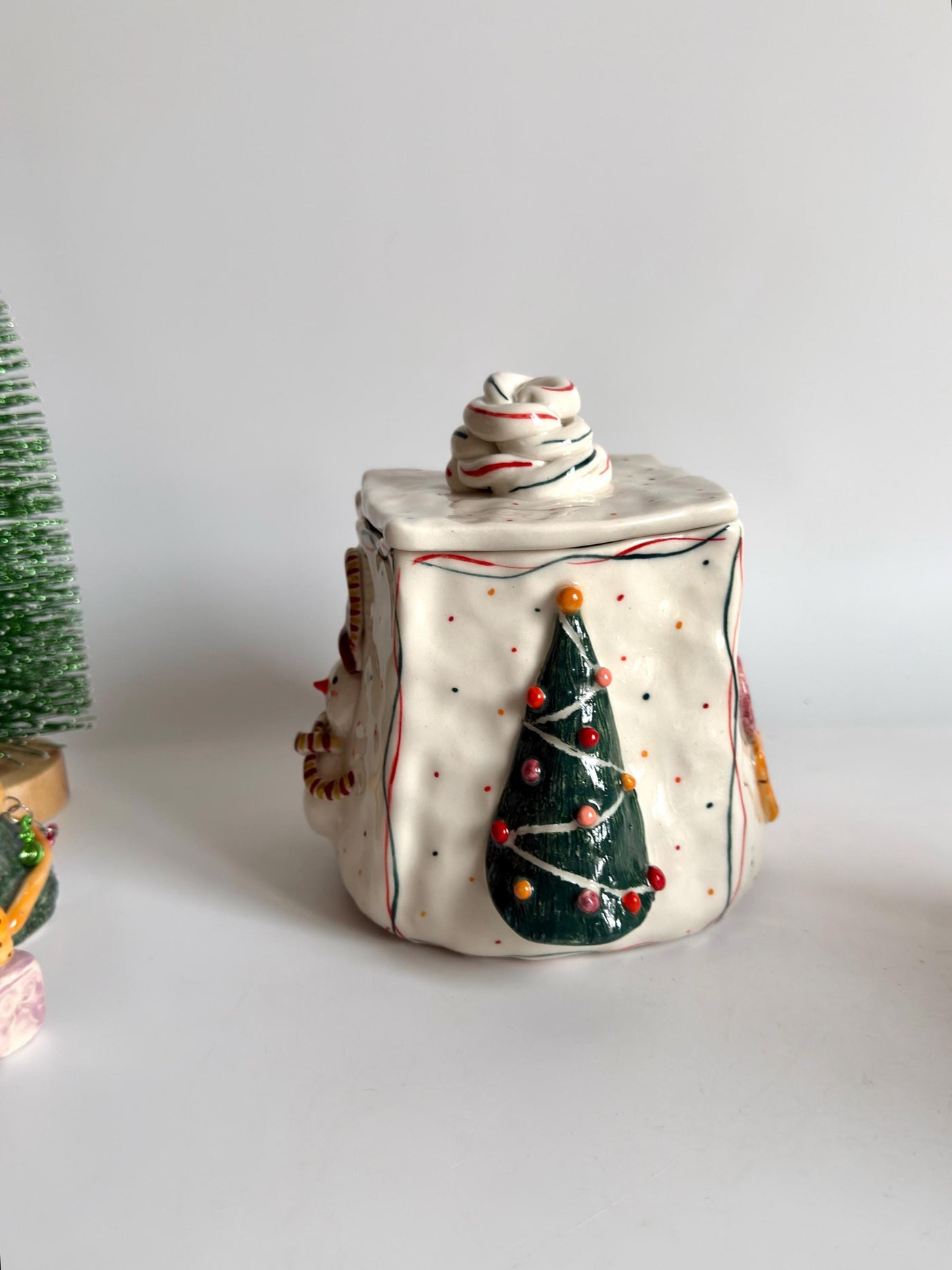 Christmas Ceramic Jar Design 2