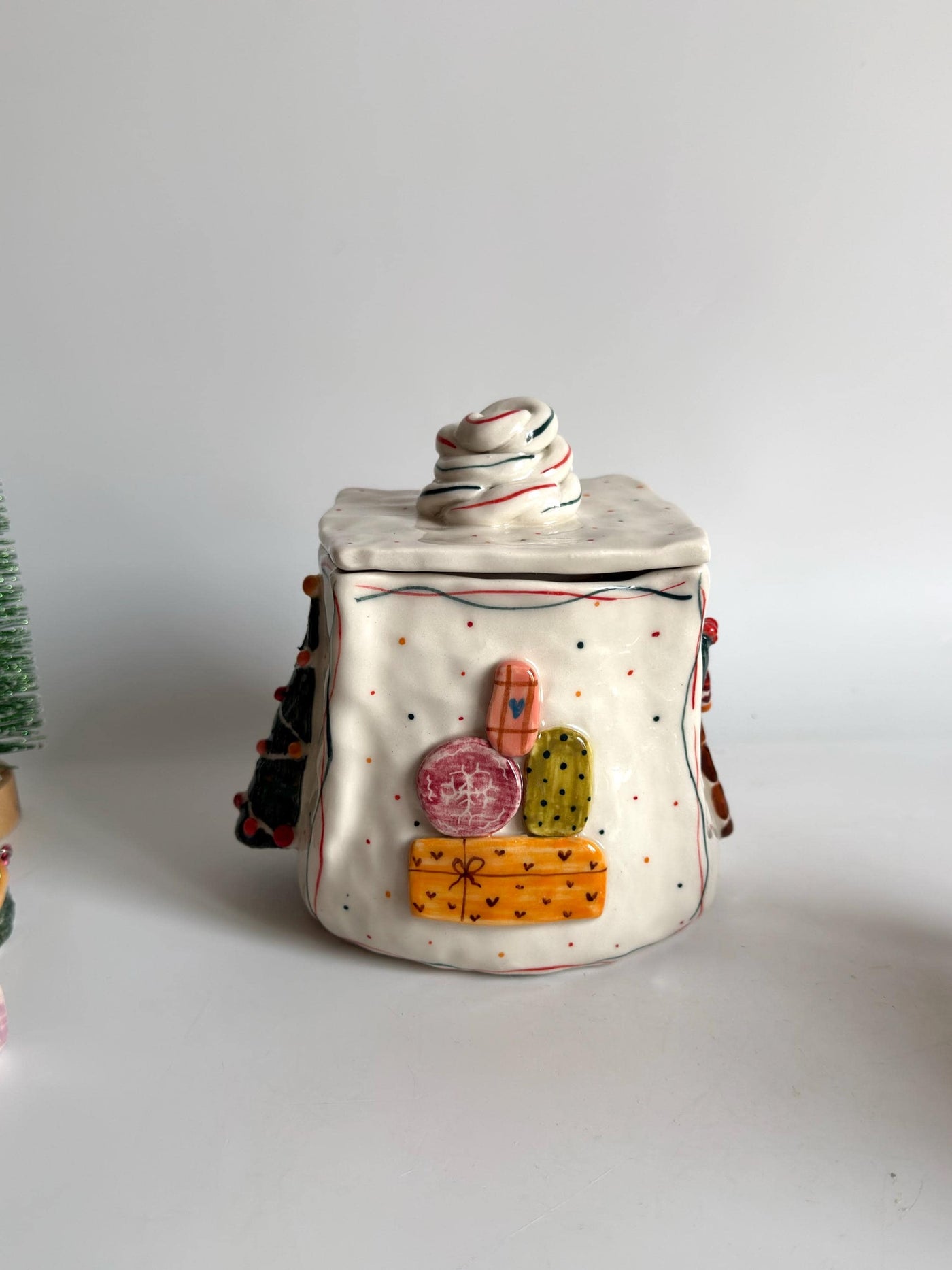 Christmas Ceramic Jar Design 2