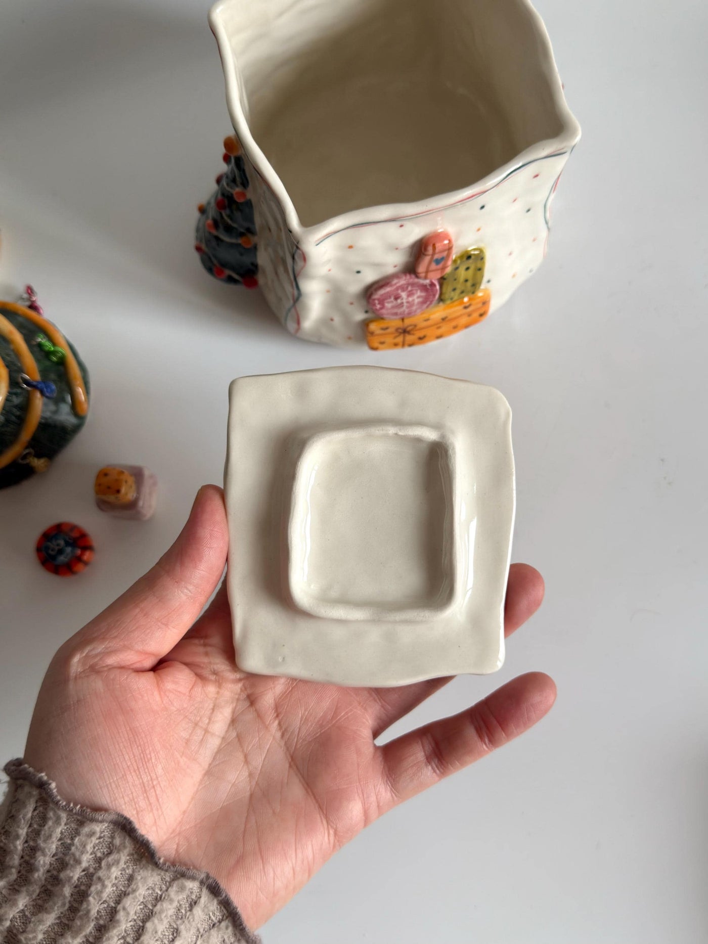 Christmas Ceramic Jar Design 2