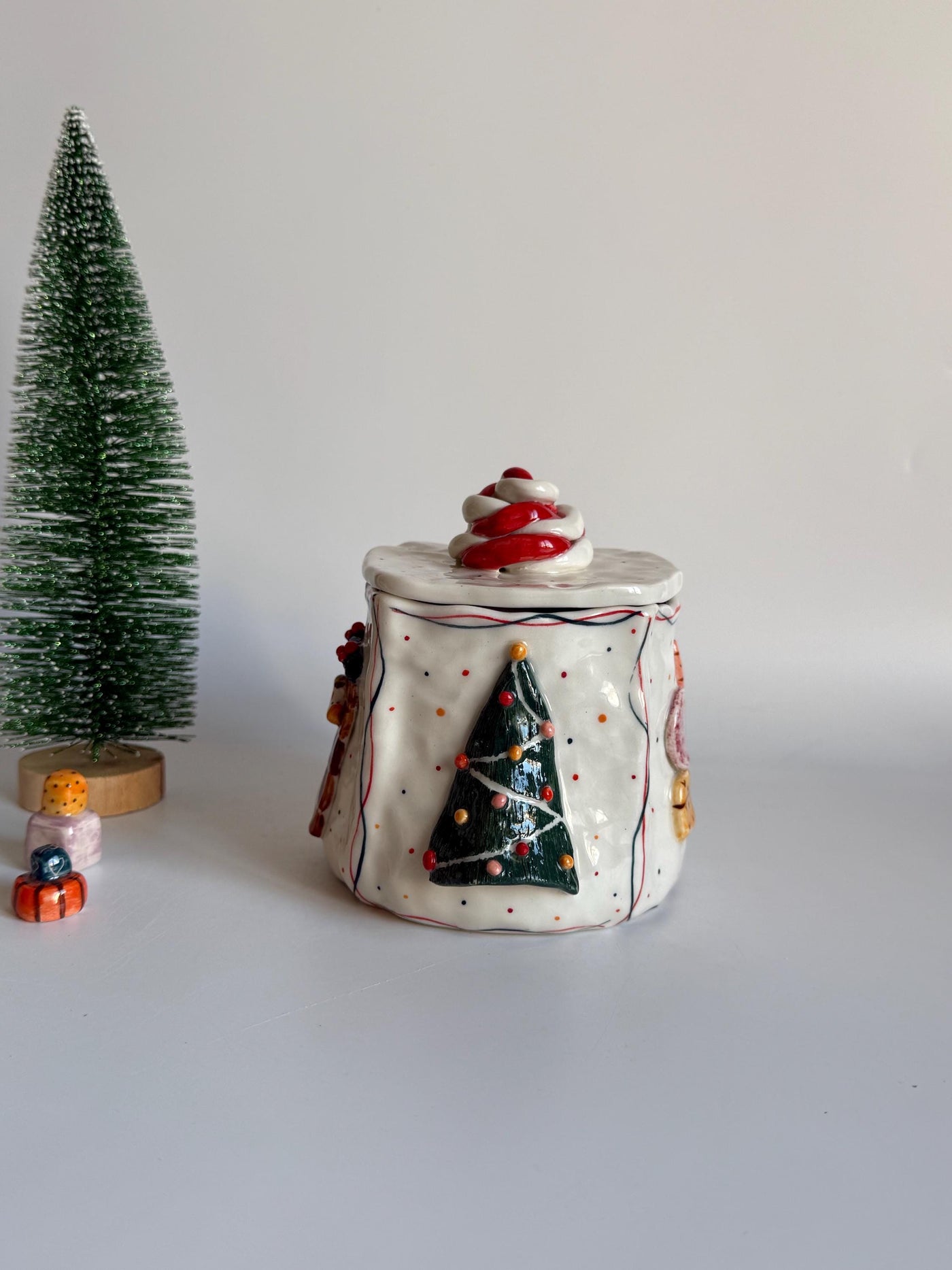 Christmas Ceramic Jar Design 1
