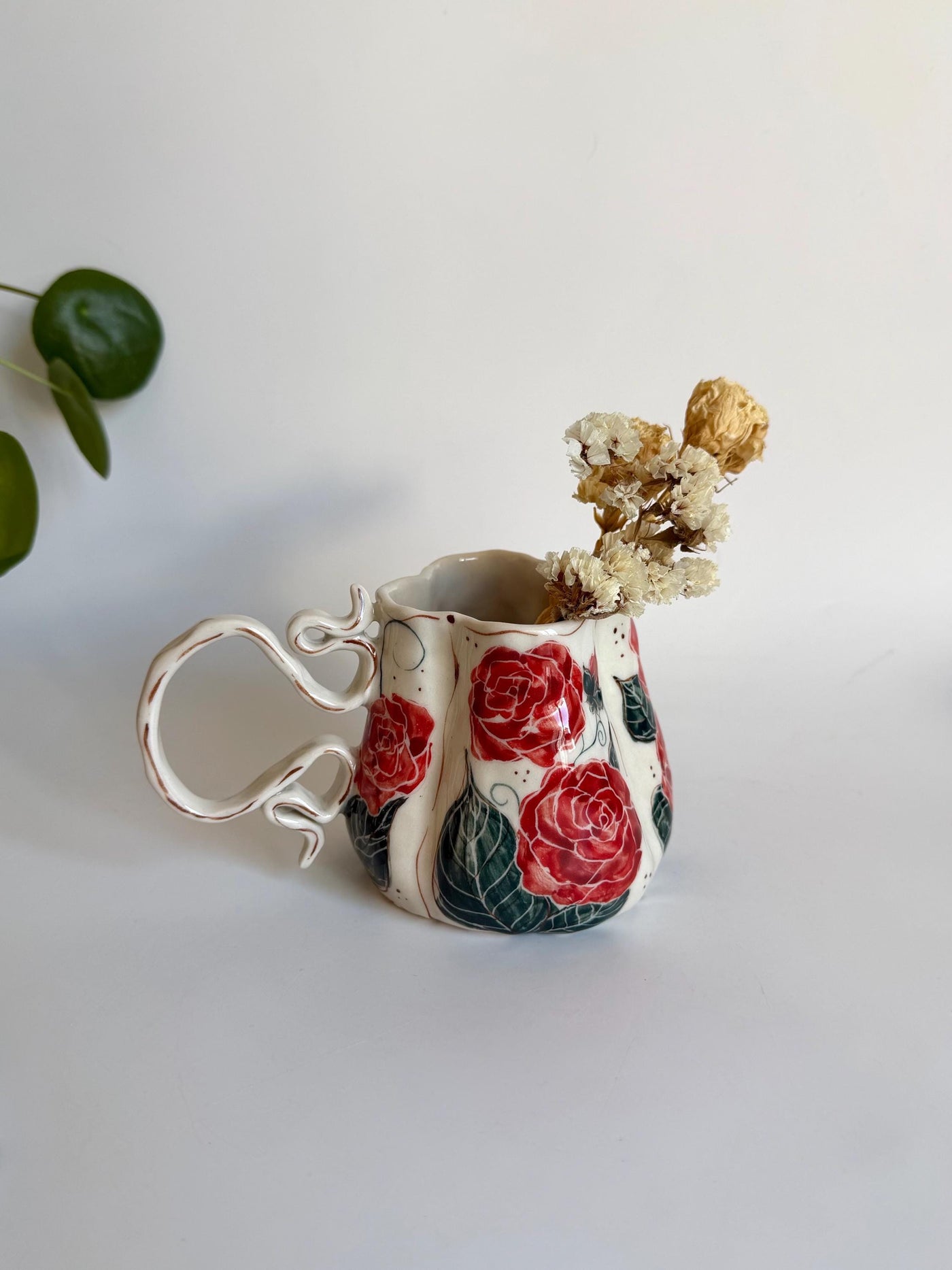 Red Roses Mug