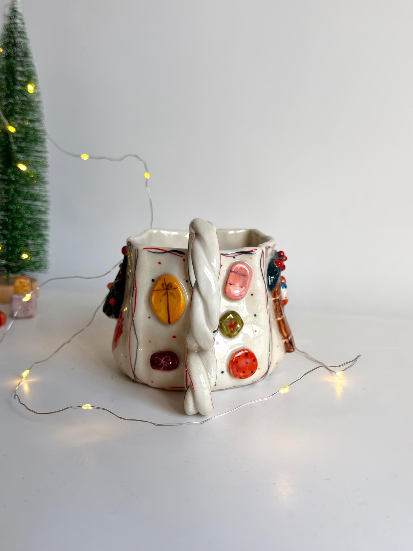 Christmas Theme Fireplace Mug