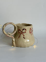 24k Gold Detailed Bows Mug