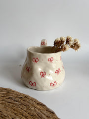 Cute Minimalist Red Bows Mug