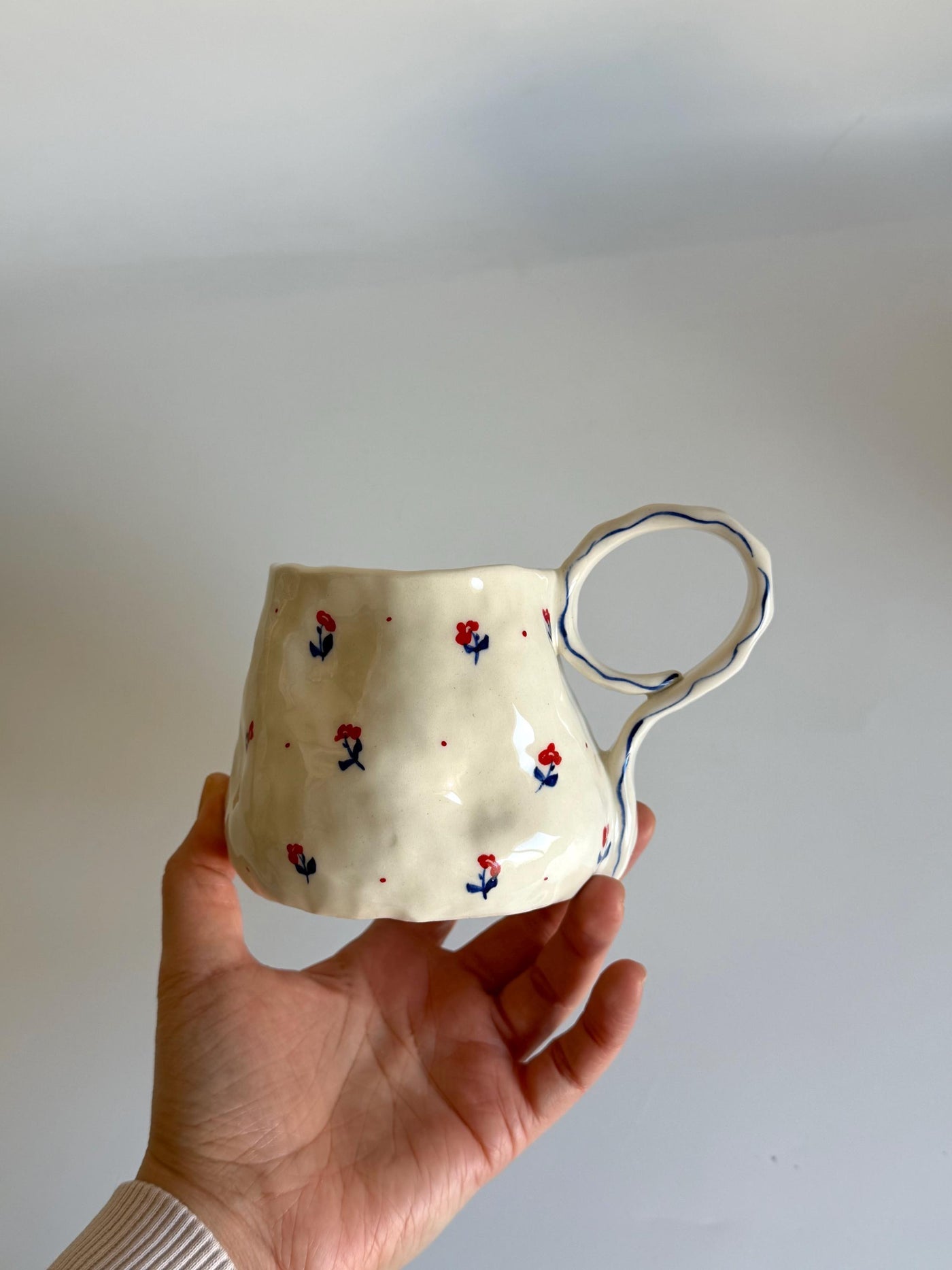 Cute Minimalist Poppy Flower Mug