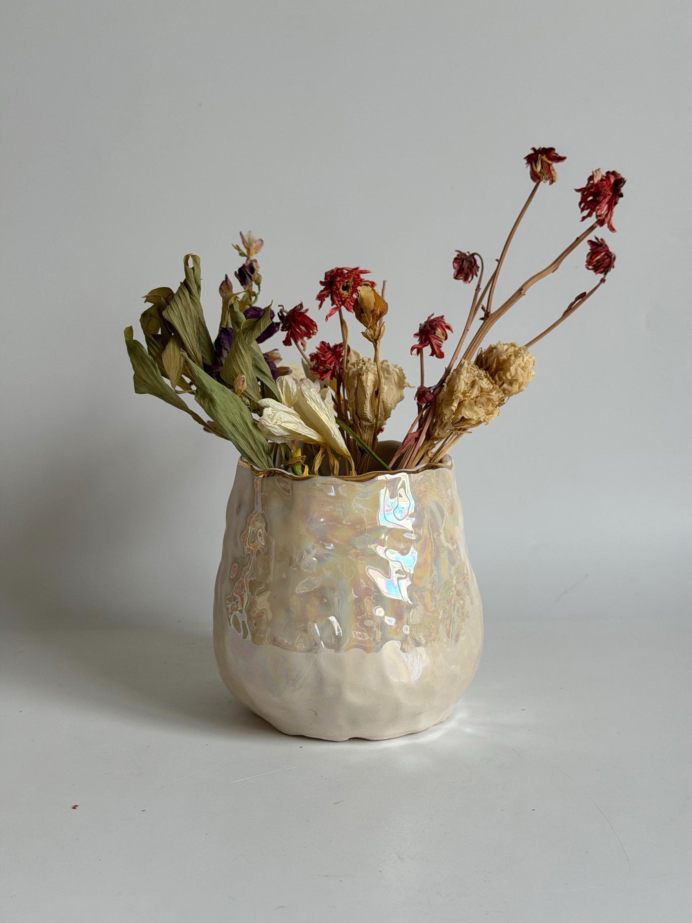 Pearl Effect and 24K Gold Basic Mini Vase