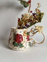 Red Roses and Gold Details Mug
