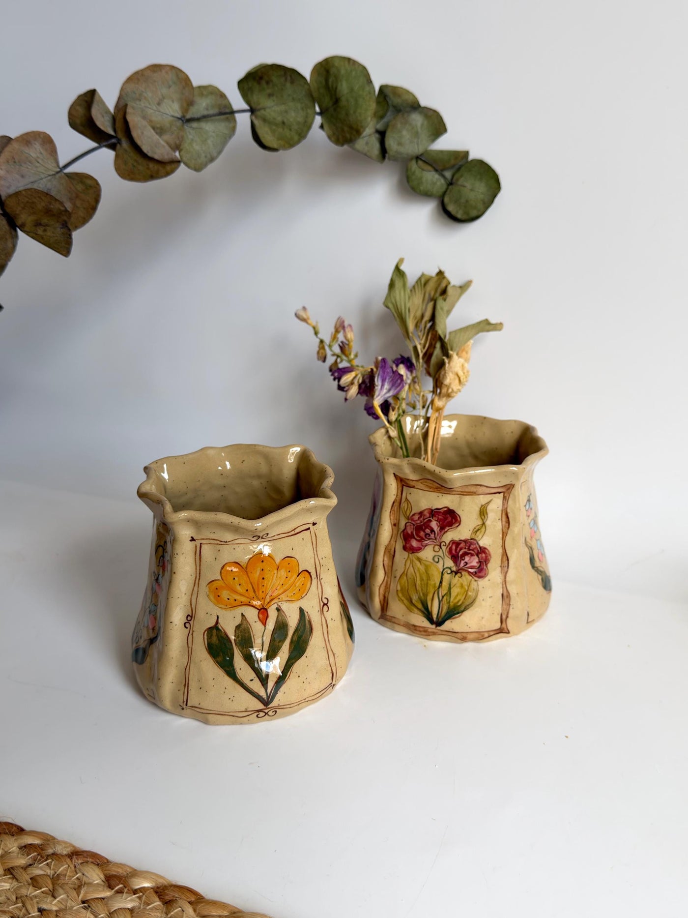 Rustic Tulip , Roses Floral Cup