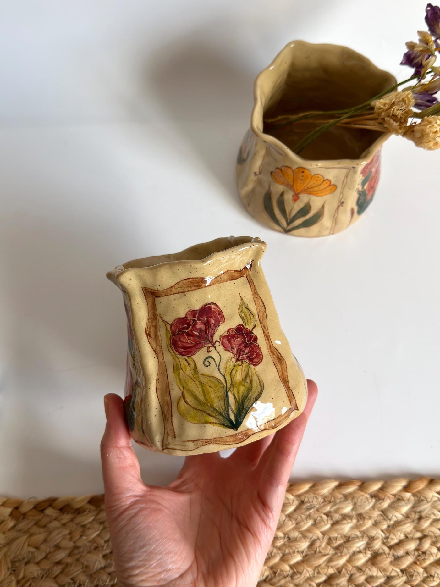 Rustic Tulip , Roses Floral Cup