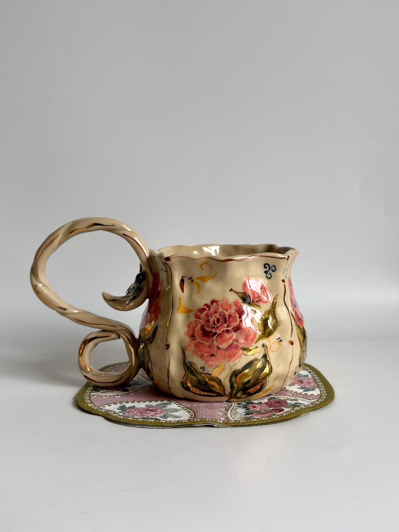 Peony Design Mug wiht 3D Dragonfly Mug