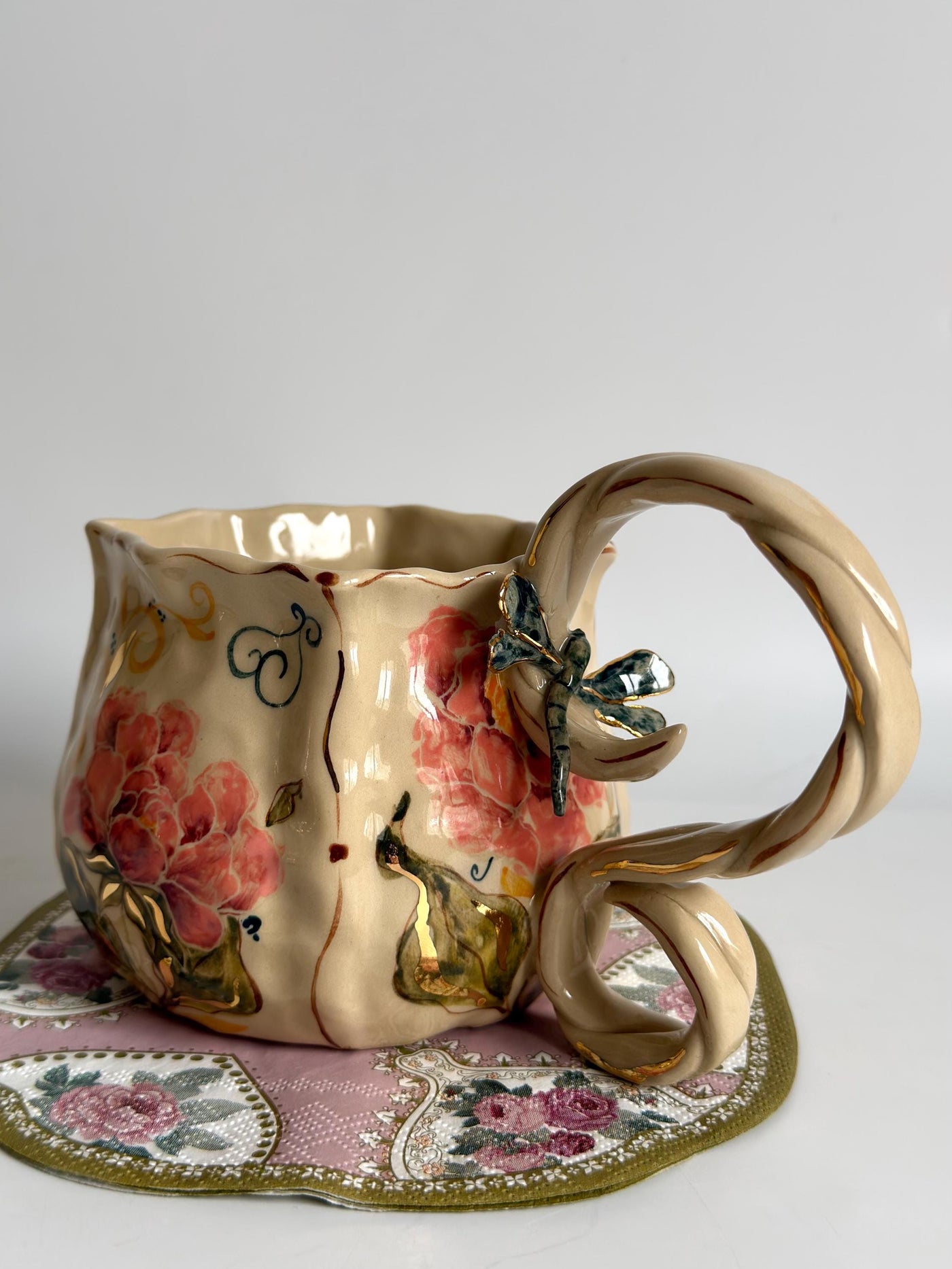 Peony Design Mug wiht 3D Dragonfly Mug