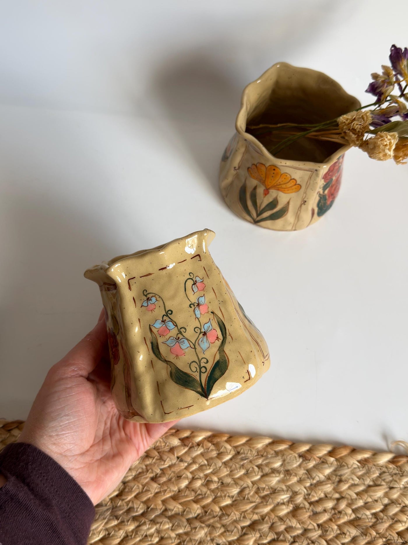 Rustic Tulip , Roses Floral Cup