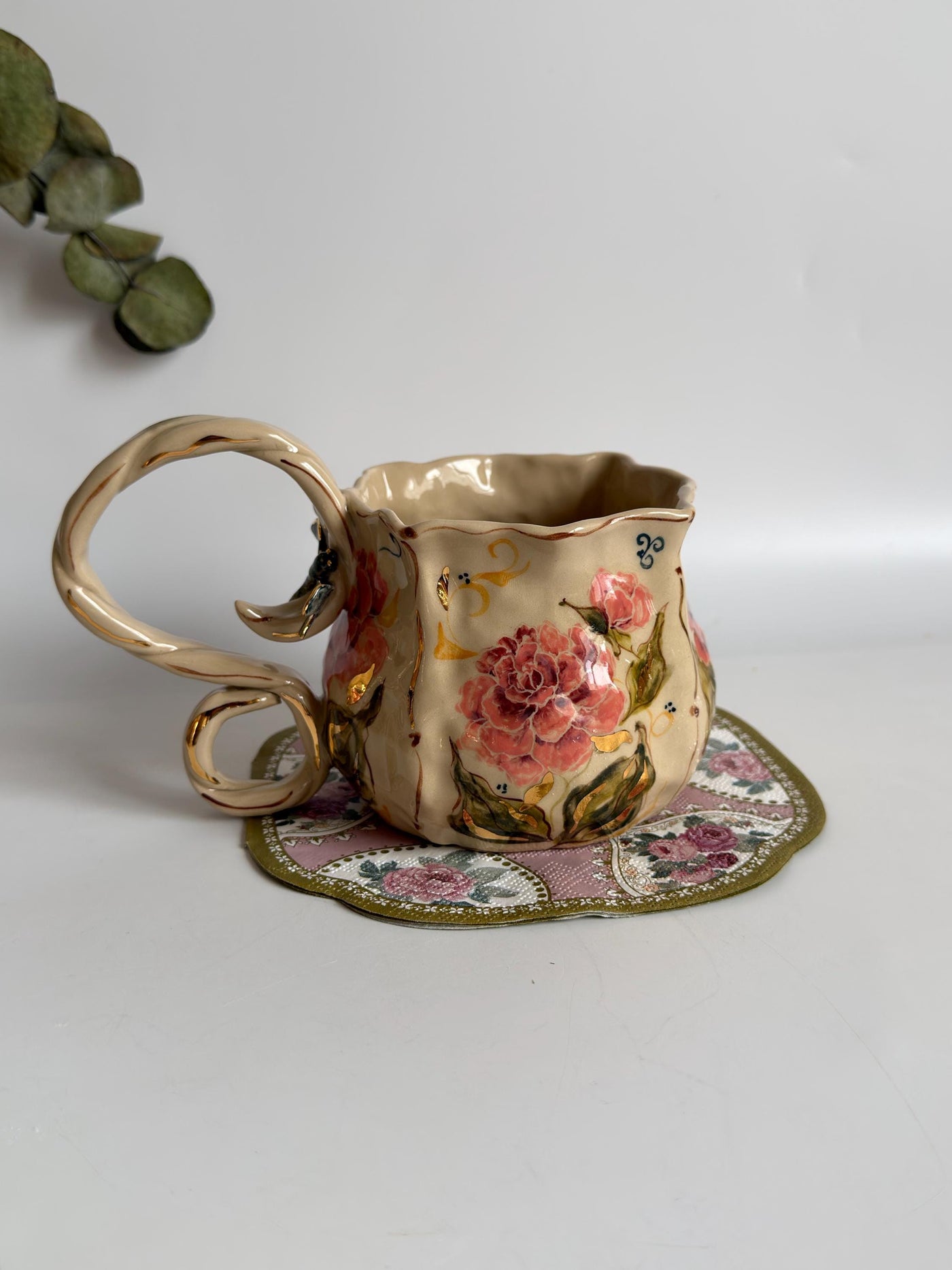 Peony Design Mug wiht 3D Dragonfly Mug