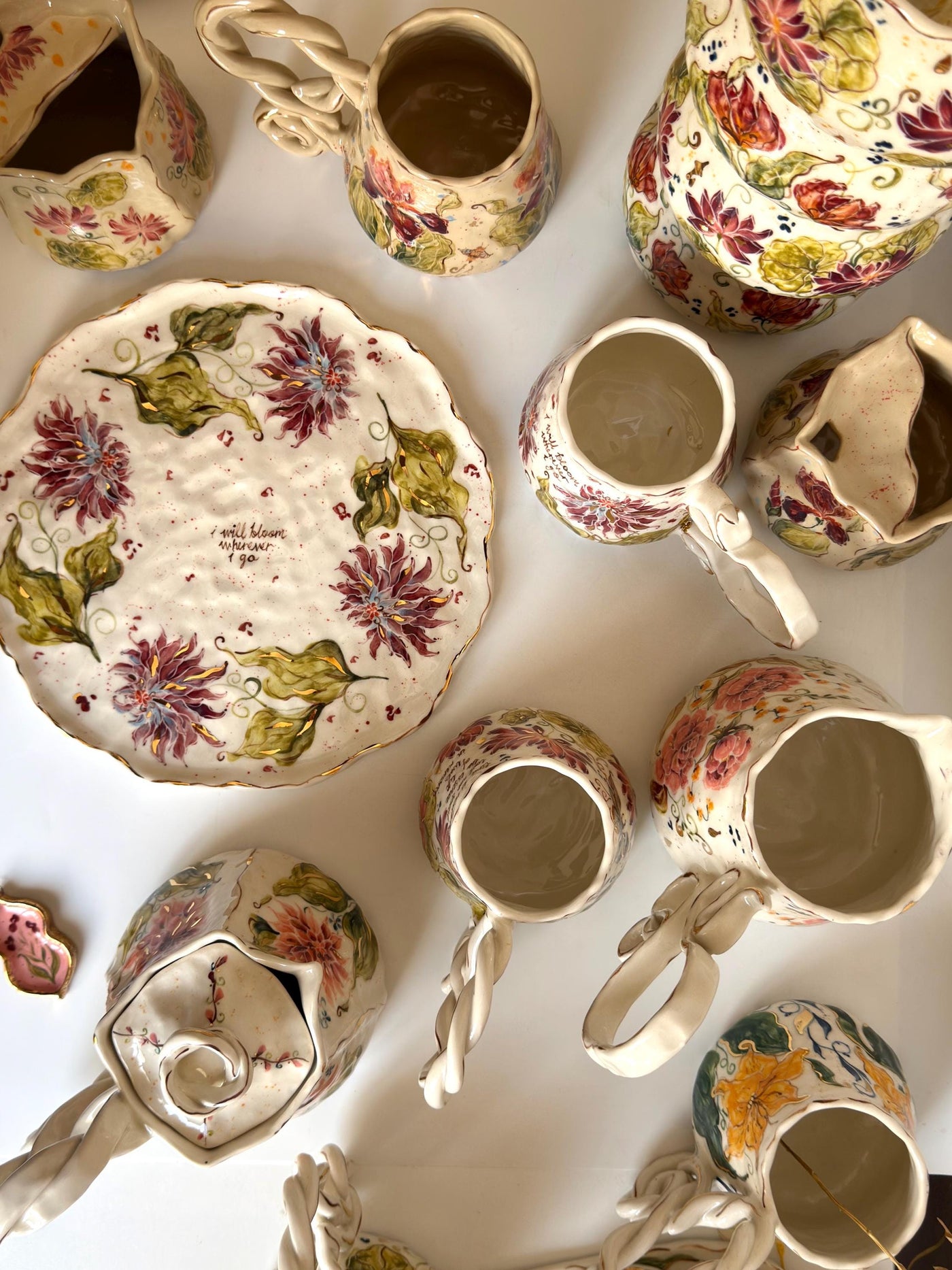 Dahlia Floral Gold Detailed Plate