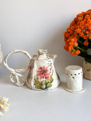 Dahlia Flowers Teapot