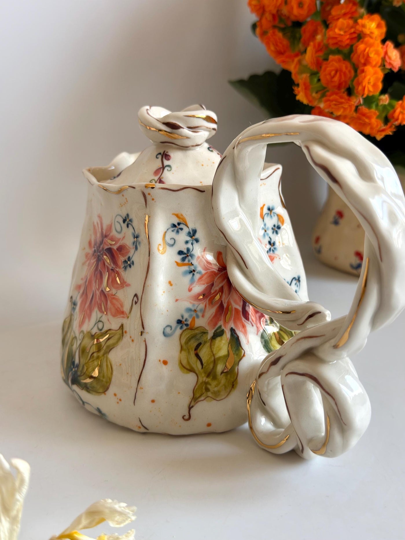 Dahlia Flowers Teapot