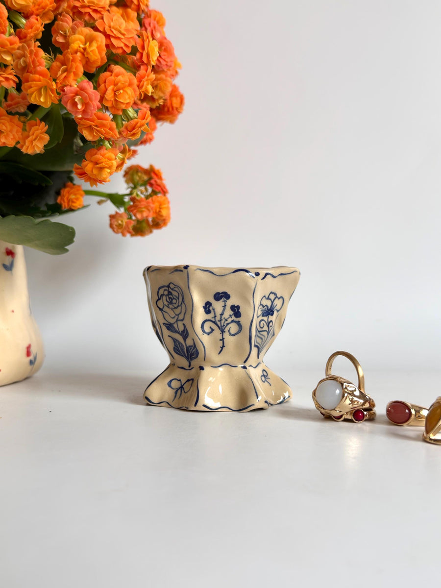 Vintage Flowers Ring Holder Dish