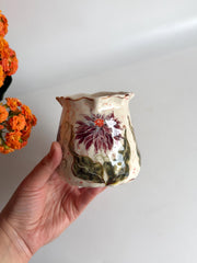 Tumbler with Cremon Flowers
