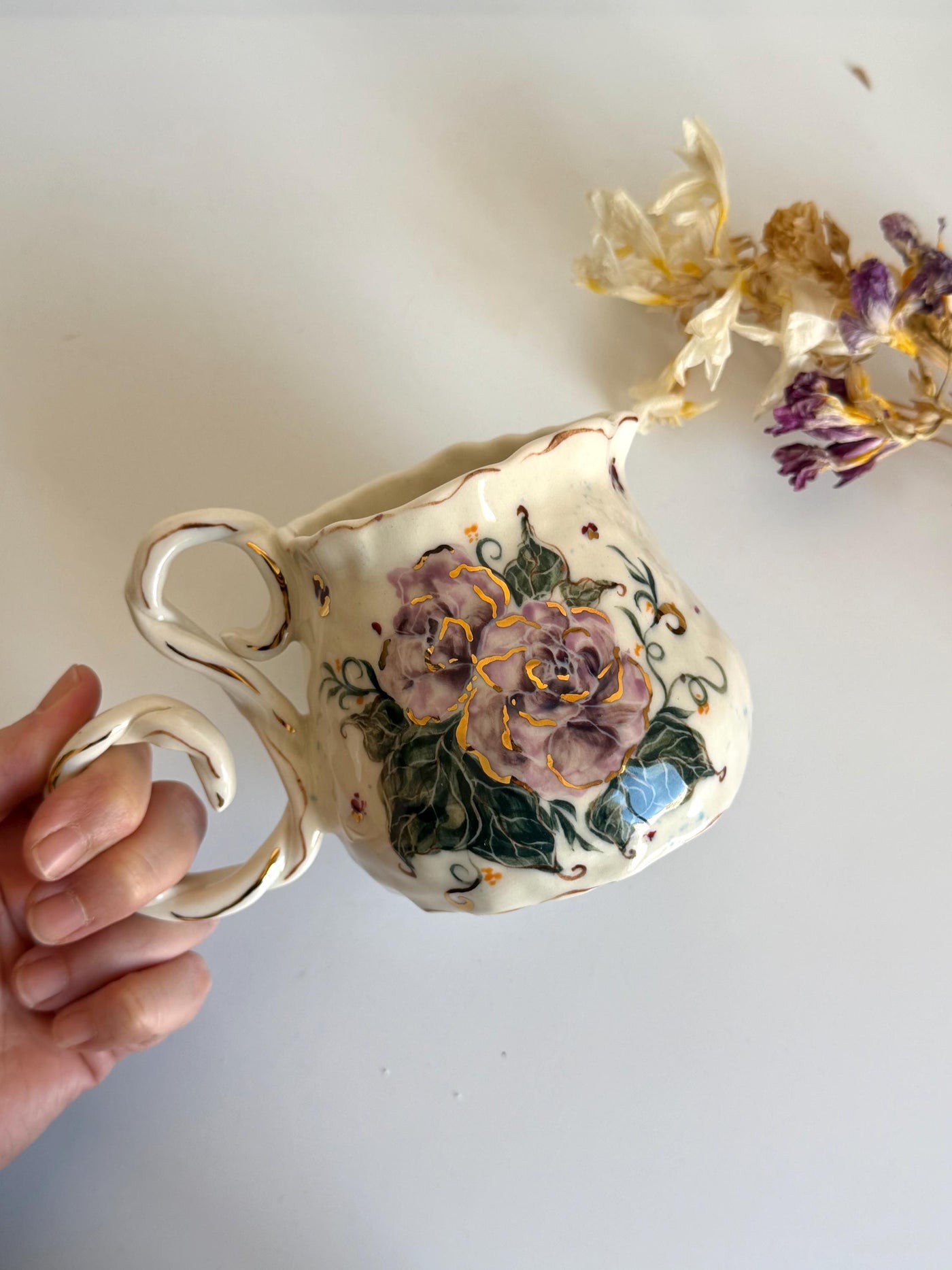 Creamer with Lilac Roses and Gold Details Mug