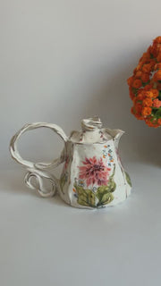 Dahlia Flowers Teapot